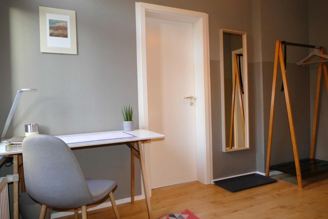 Stilvolle Ferienwohnung Am Stadthafen Schwerin ชเวียรีน ภายนอก รูปภาพ