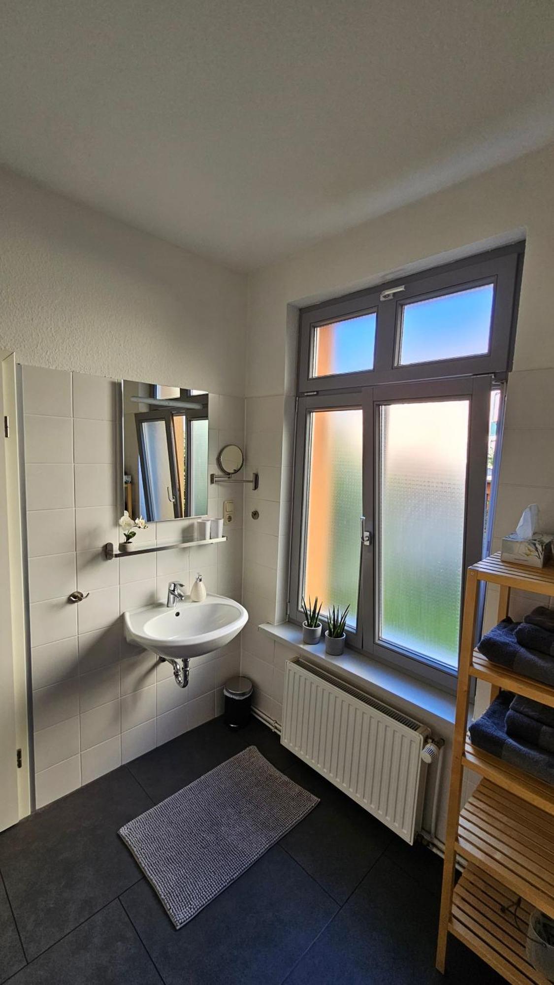 Stilvolle Ferienwohnung Am Stadthafen Schwerin ชเวียรีน ภายนอก รูปภาพ