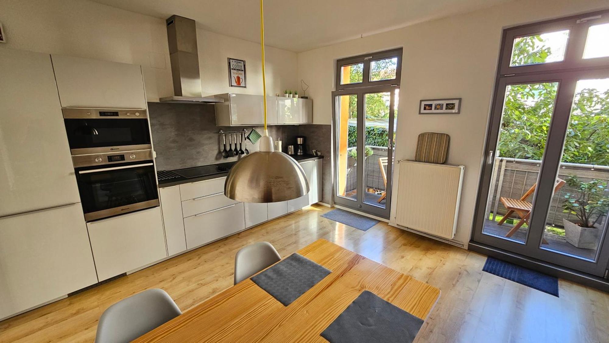 Stilvolle Ferienwohnung Am Stadthafen Schwerin ชเวียรีน ภายนอก รูปภาพ